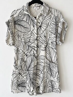 Elan Tropical Leaf Gauze Romper Black White Button Front Pocket Short Sleeve M